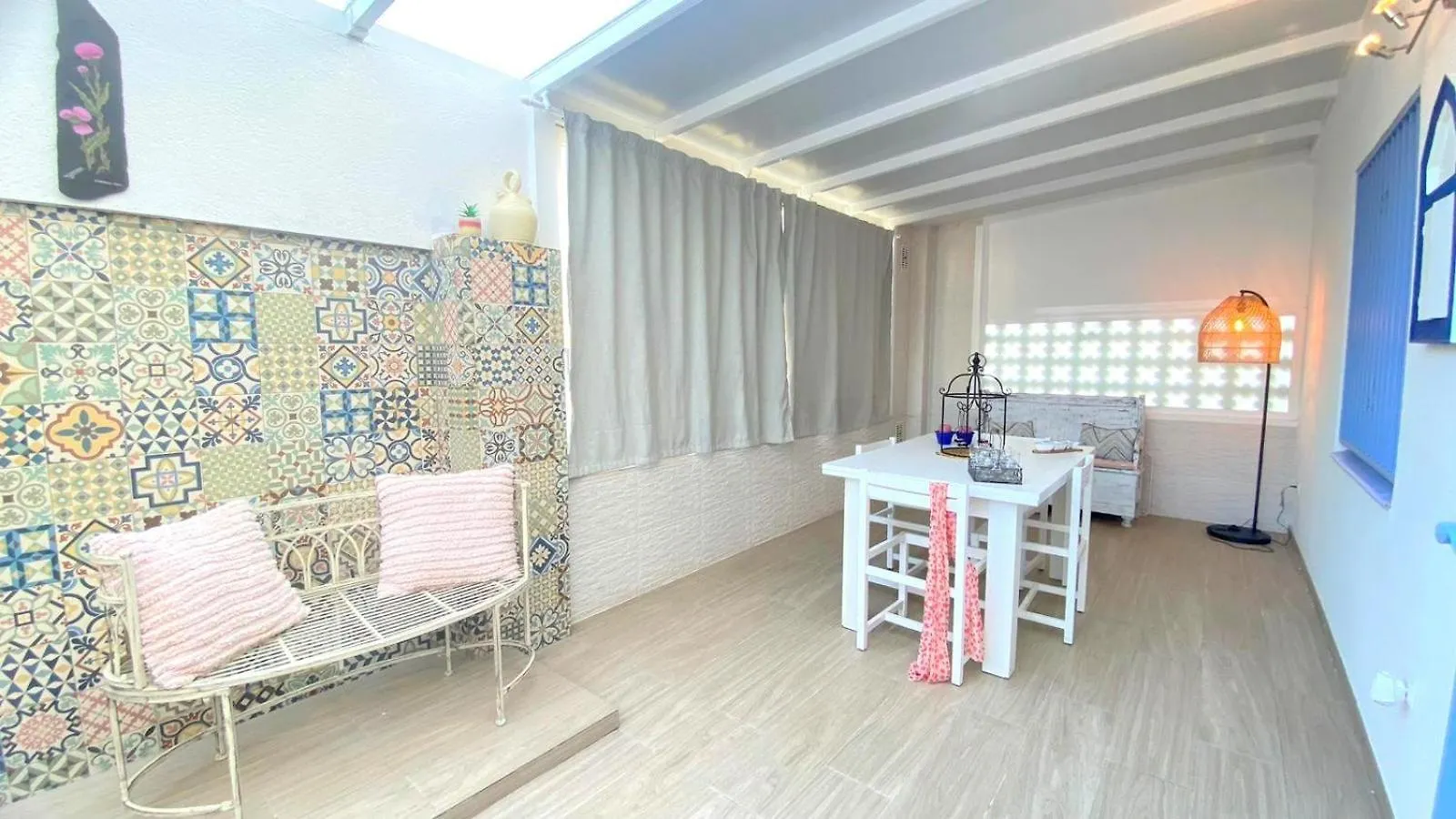 Bages Villa Roses 0*,  Spain