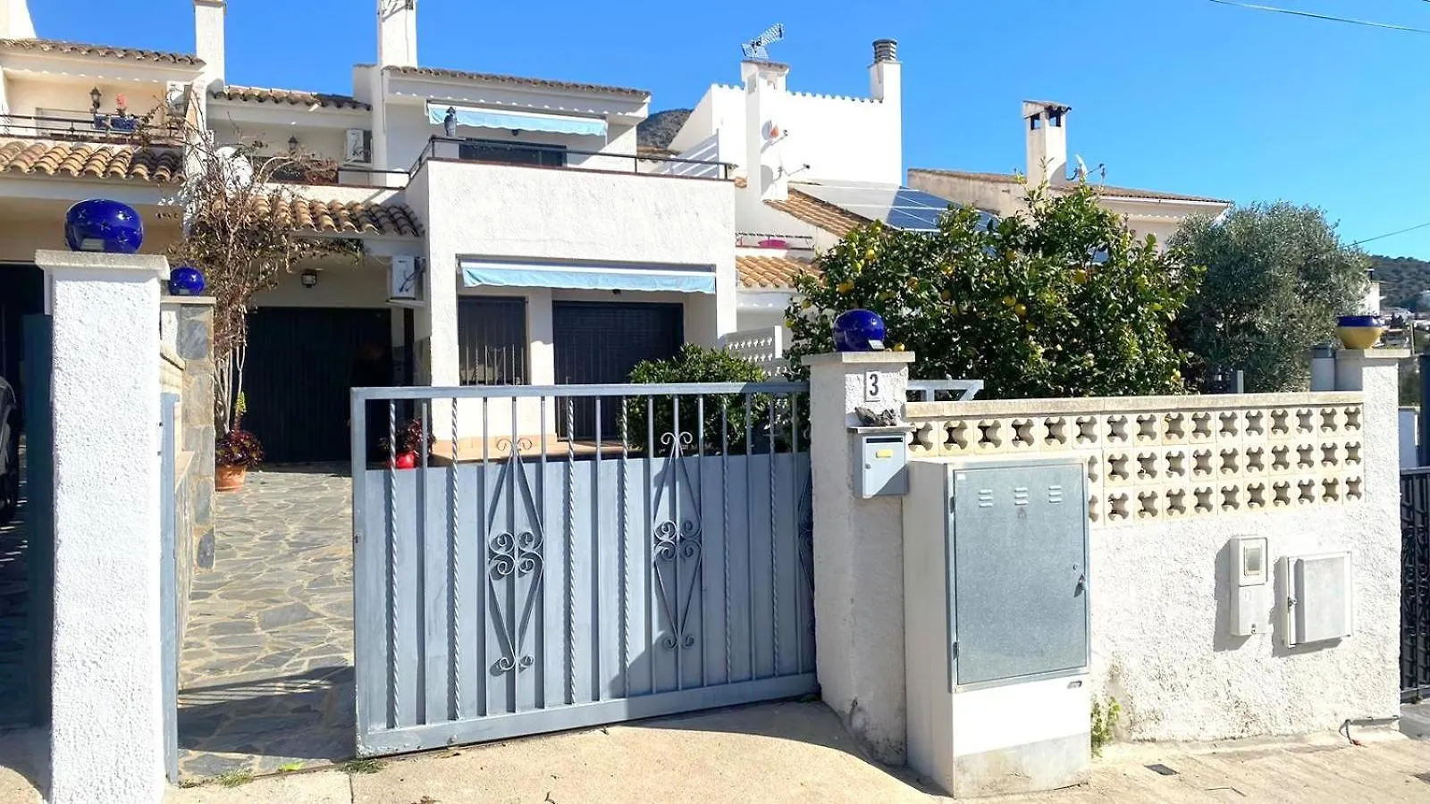 Bages Villa Roses 0*,  Spain